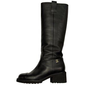 $1725 Chanel black tall boots size 8/38